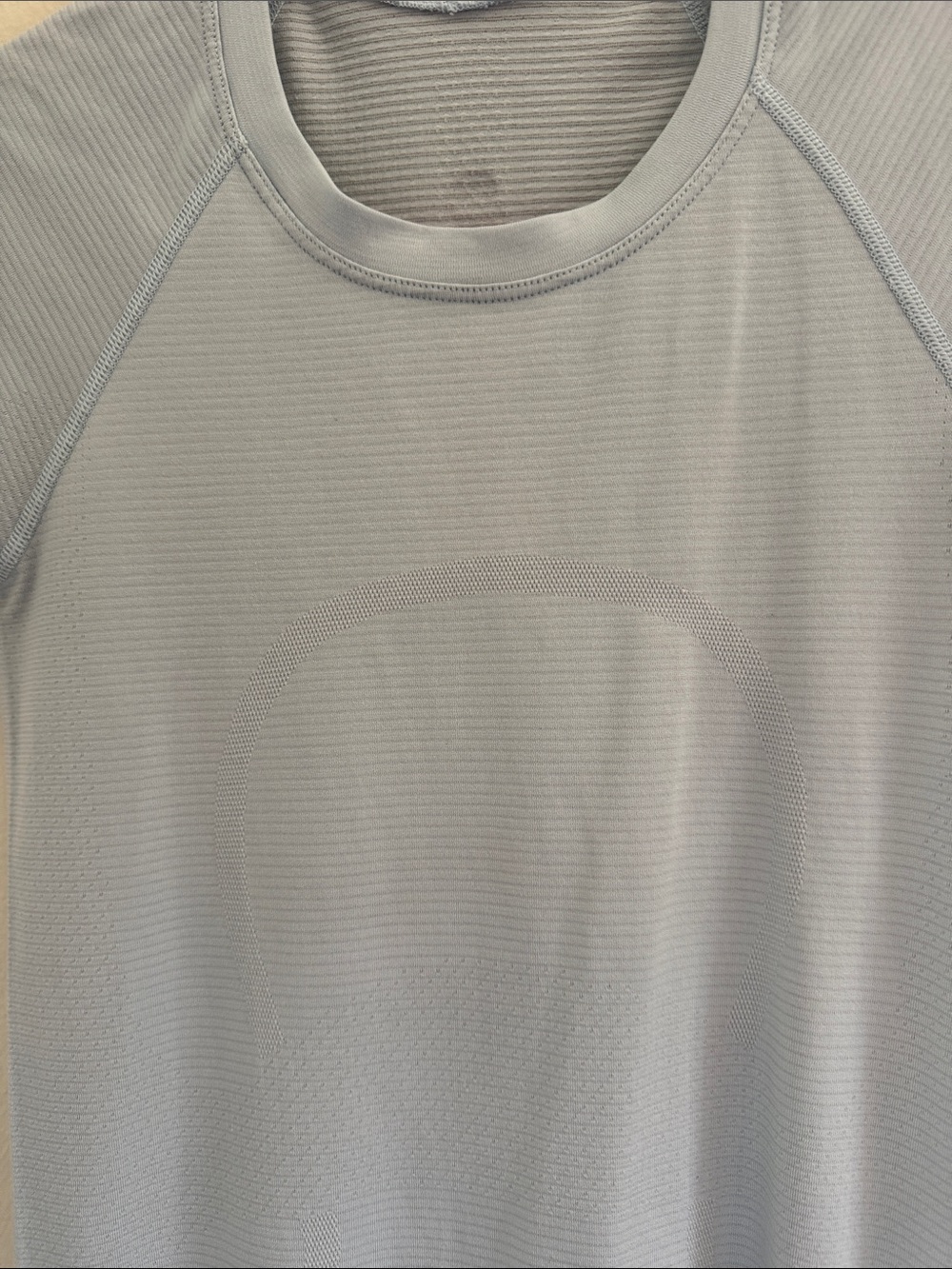 lululemon athletica Light Gray Short Sleeve Athletic Tee - Picture 2 of 10